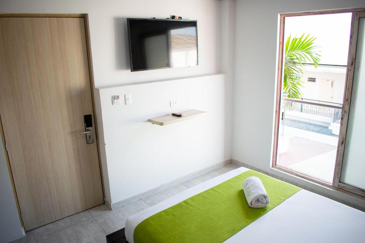 Hotel Millenium Victoria Plaza Cúcuta Екстериор снимка