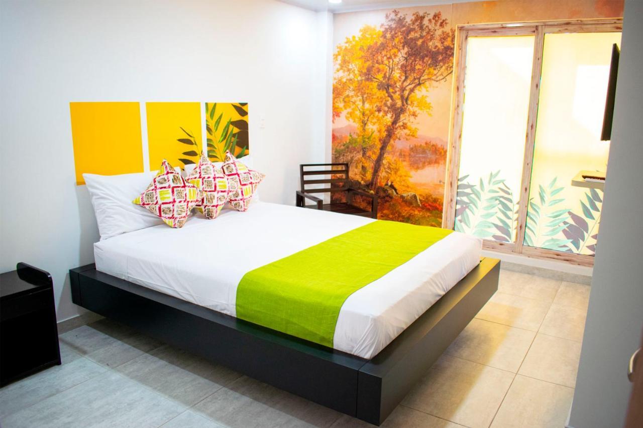 Hotel Millenium Victoria Plaza Cúcuta Екстериор снимка