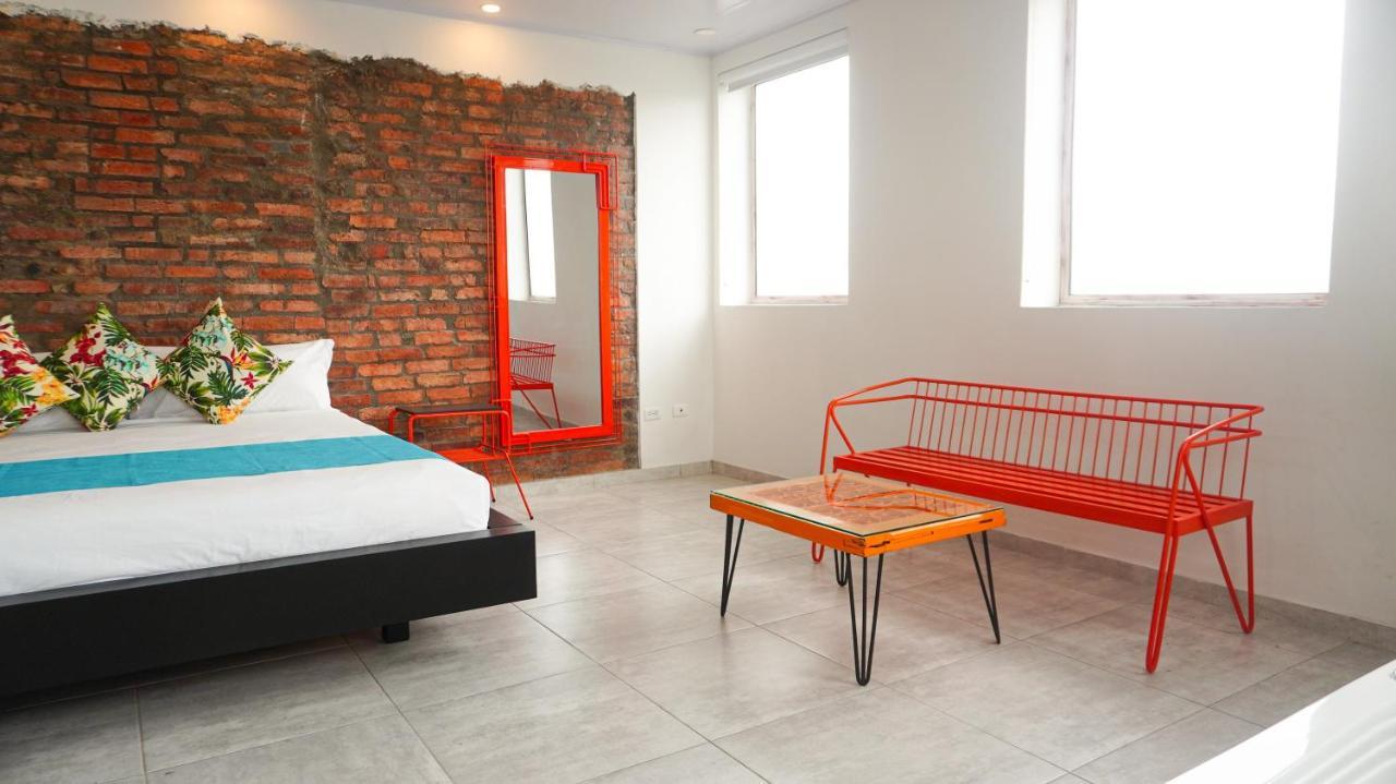 Hotel Millenium Victoria Plaza Cúcuta Екстериор снимка