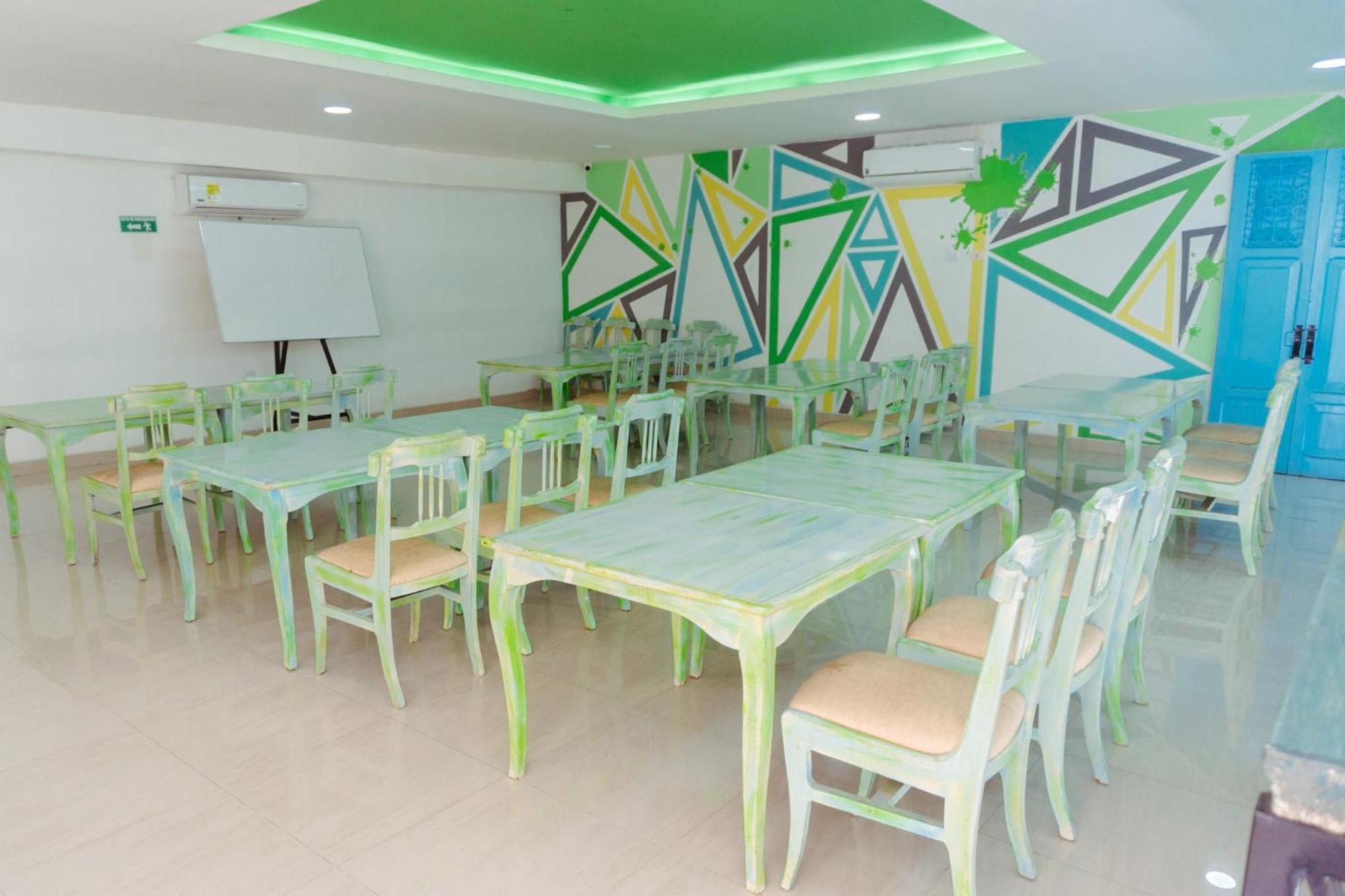 Hotel Millenium Victoria Plaza Cúcuta Екстериор снимка