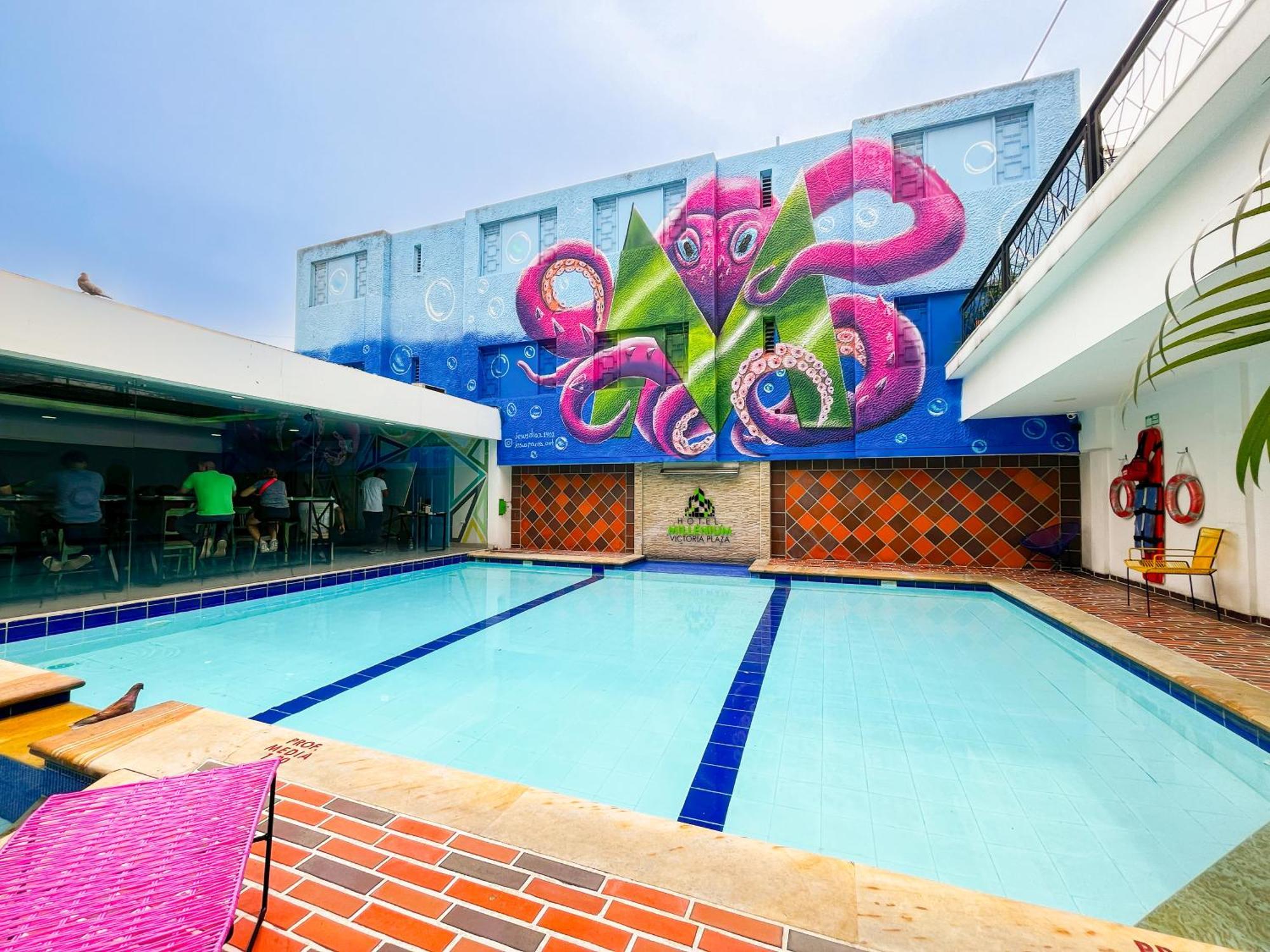 Hotel Millenium Victoria Plaza Cúcuta Екстериор снимка