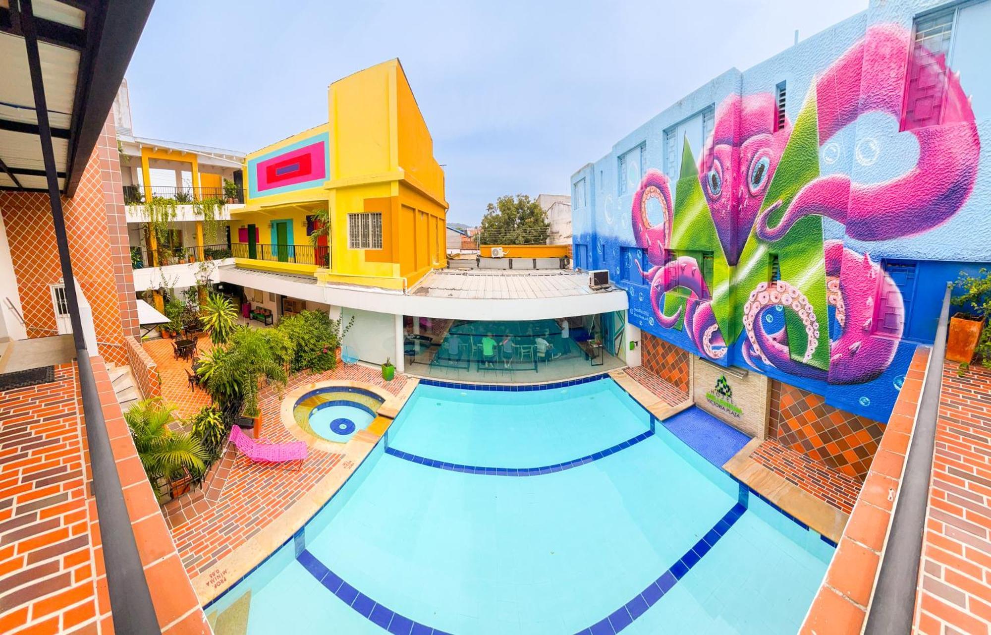 Hotel Millenium Victoria Plaza Cúcuta Екстериор снимка