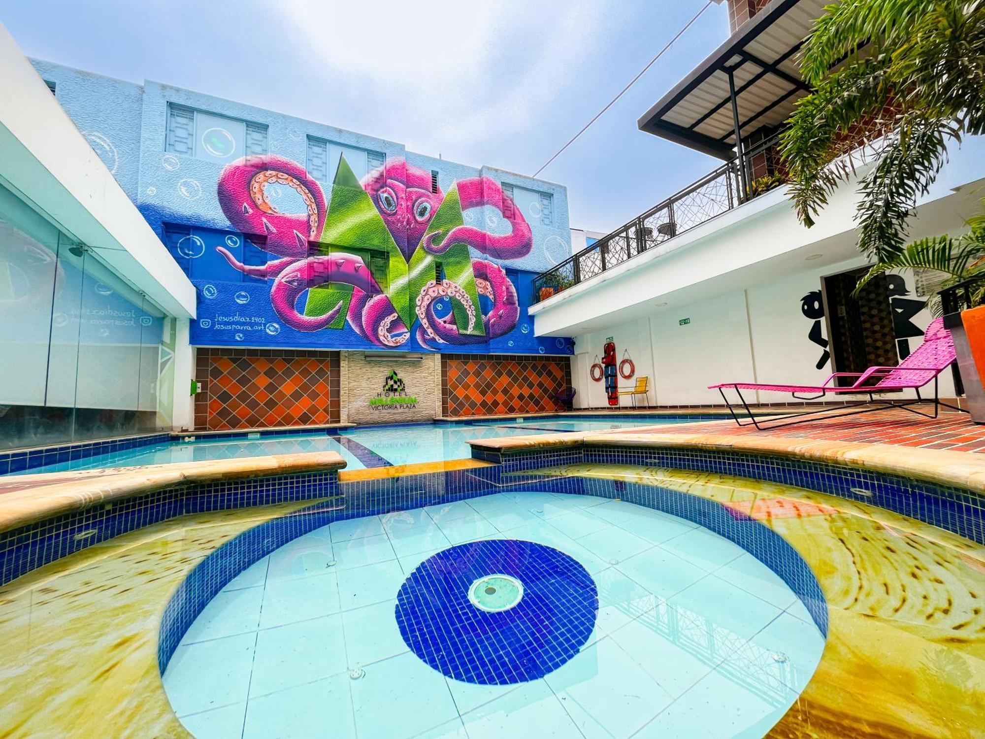 Hotel Millenium Victoria Plaza Cúcuta Екстериор снимка