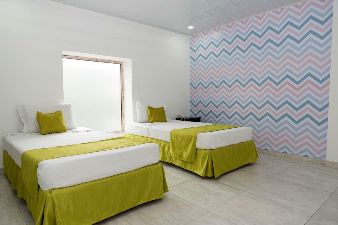 Hotel Millenium Victoria Plaza Cúcuta Екстериор снимка